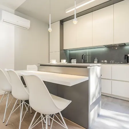 Premium Apartment *