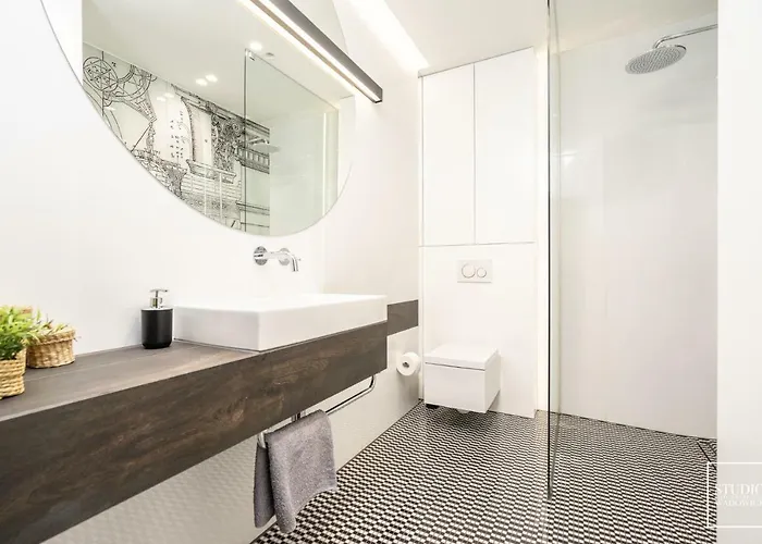 דירה Premium ודוביצה